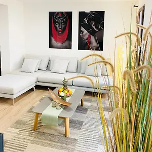 With 2-en Bedrooms Apartahotel